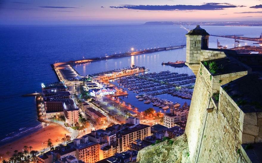 Vistas Al Mar. Gran Salon. Playa A 1 Minuto. Wifi Apartment Alicante Exterior photo